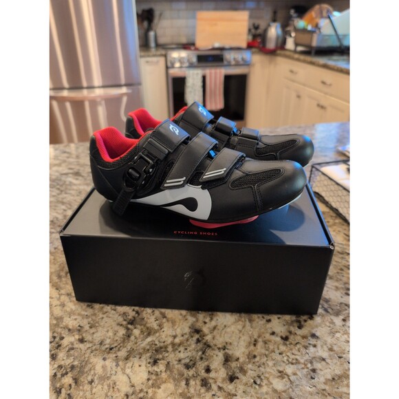 Peloton Shoes - Perfect Peloton cycling shoes with look delta cleats + box EU 40 US women's 9